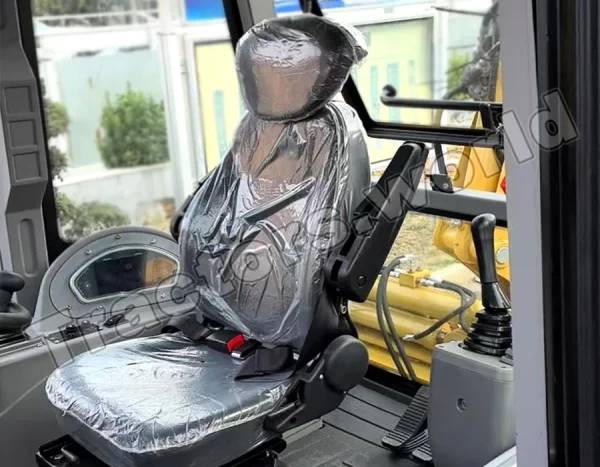 Massive 3CX Backhoe Loader In Uganda