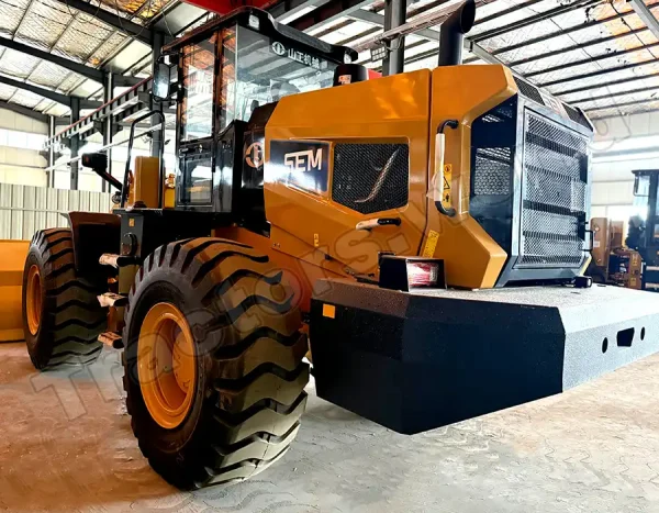 SEM 655F Wheel Loader In Uganda