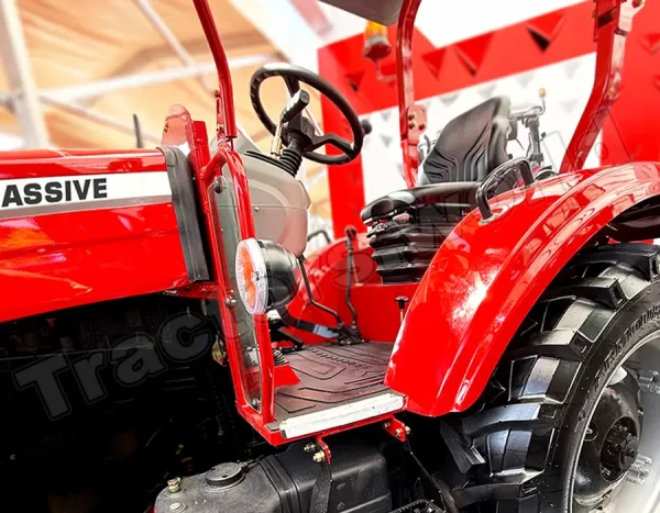 MT-460 Small 4WD Tractor For Sale In Uganda