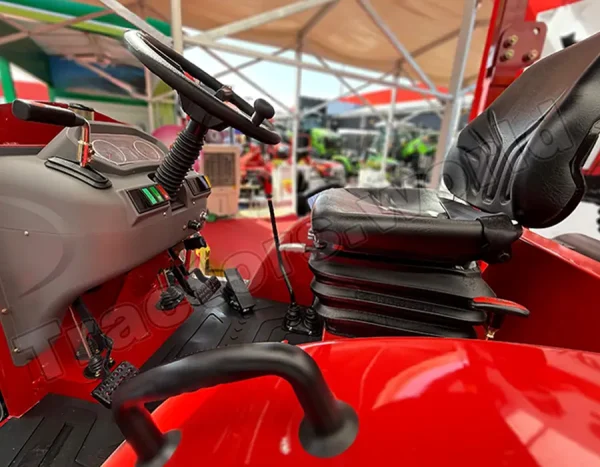 MT-460 Small 4WD Tractor For Sale In Uganda