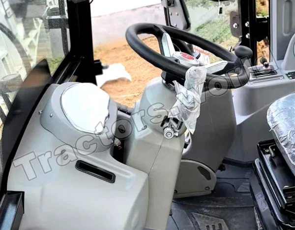 Massive 3CX (Side Shift) backhoe Loader In Uganda