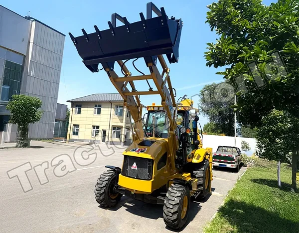 Massive 3CX Side Shift Backhoe Loader In Uganda